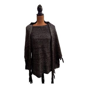 White House Black Market Sweater With Attached Shawl/Wrap Size Small